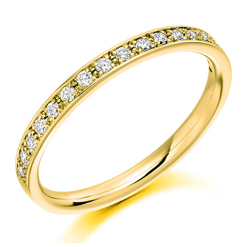 Ladies round brilliant channel-grain set diamond wedding ring